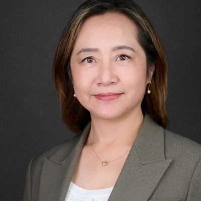 Dr. Claudia Lin